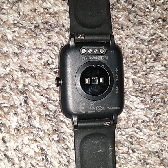 Very Fit Pro One1 Smart Watch (Comes With Charger!) - Picture 4 of 4